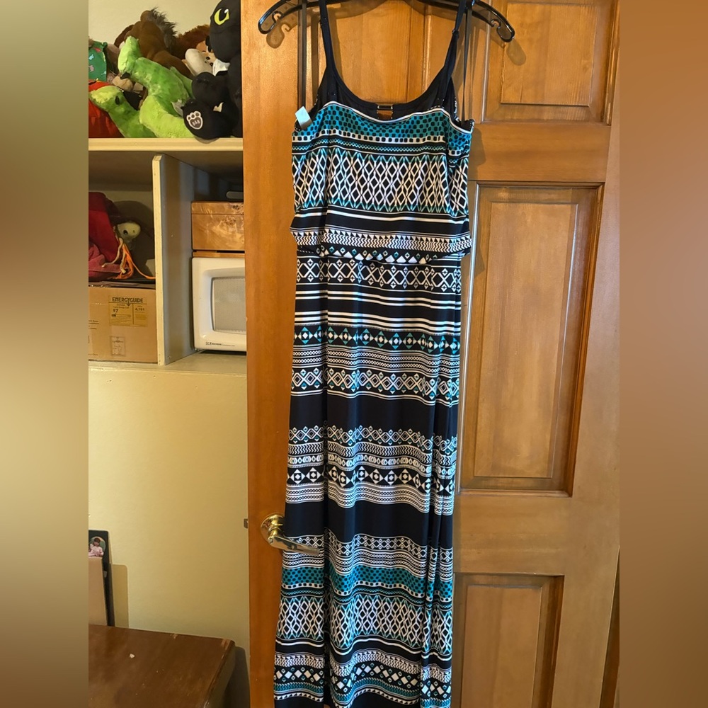 White House Black Market Sleeveless Black & Teal Patterned Maxi Dress